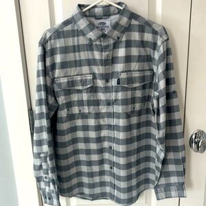 Aftco flannel button down shirt  size Medium